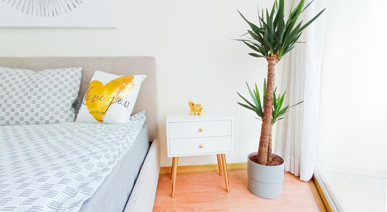 1A Beach & Business Apartment In The City Center! Larnaca Luaran gambar