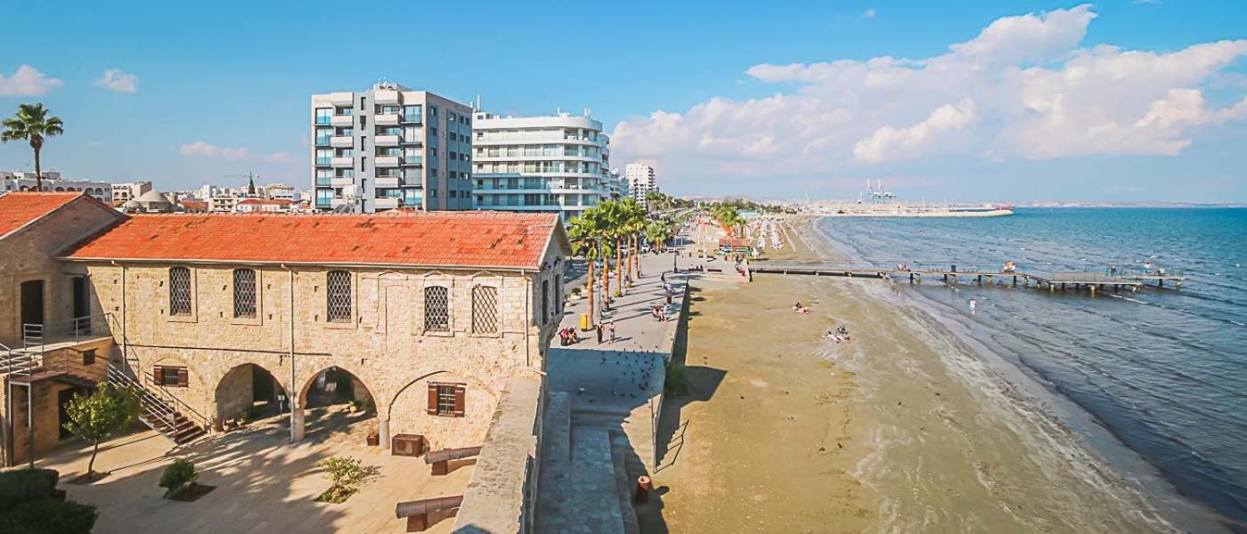 1A Beach & Business Apartment In The City Center! Larnaca Luaran gambar